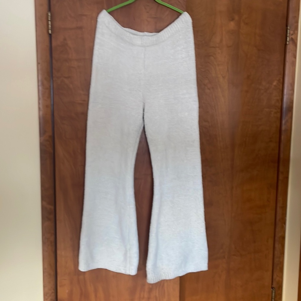 Sherpa style sweatpants . 2x Fashionova . Off white